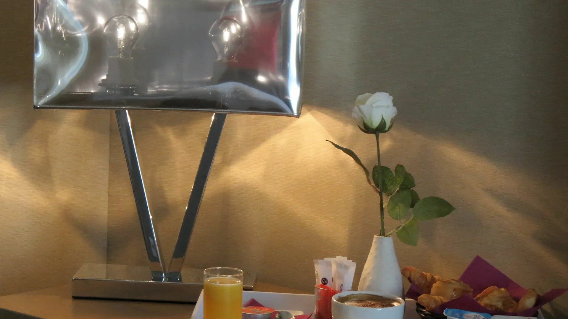 Hotel Amiraute Cannes 3*,
