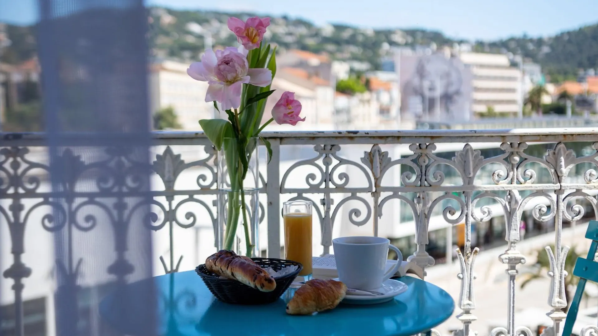 Hotel Amiraute Cannes France